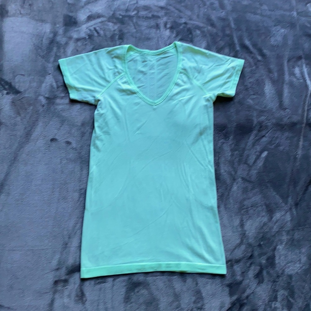 Lululemon Swiftly Tech Short Sleeve
